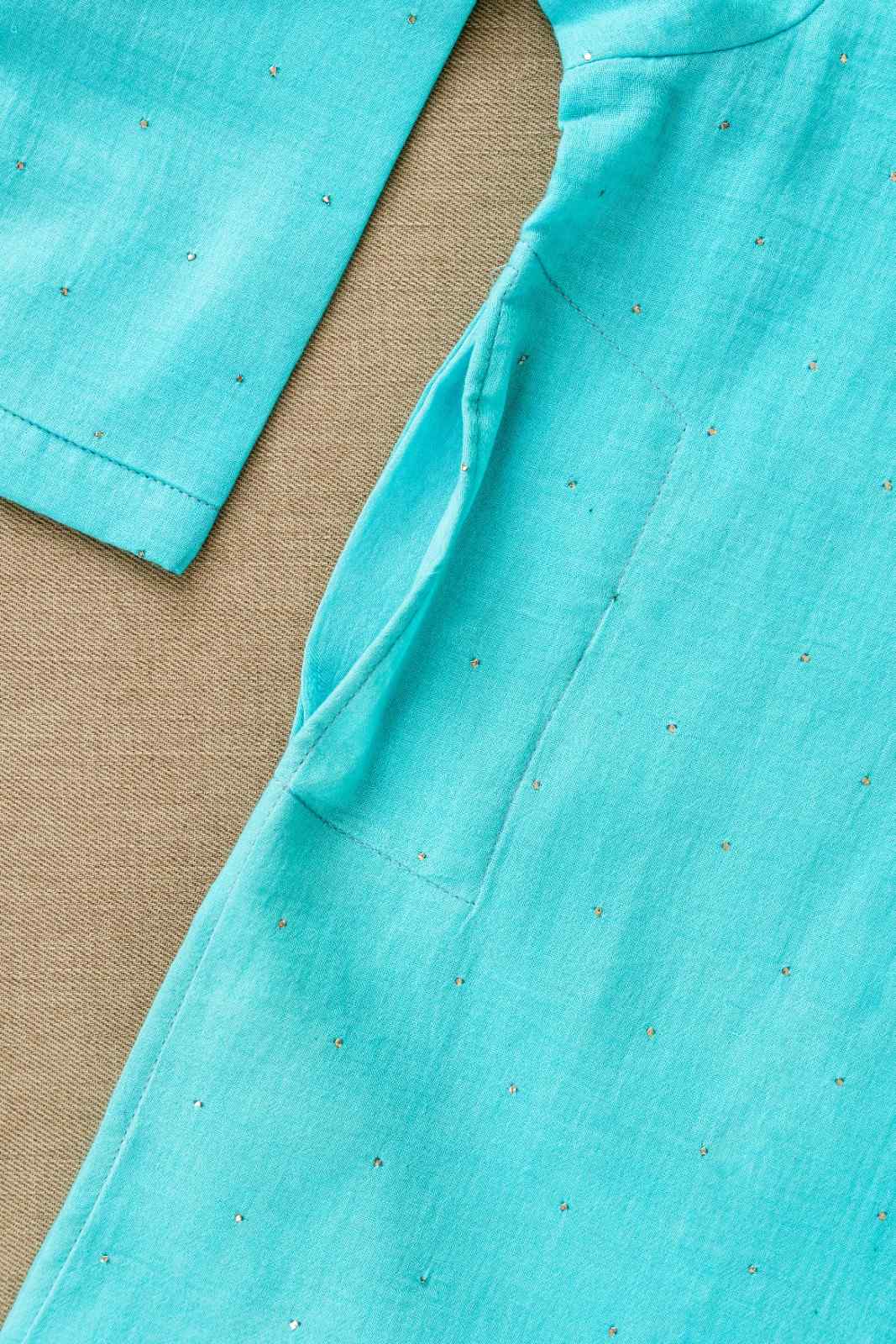 Neeldhara Kurta & Pant Set With Mukaish work