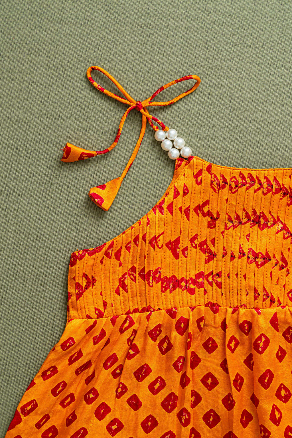 Kesar Bandhani Set