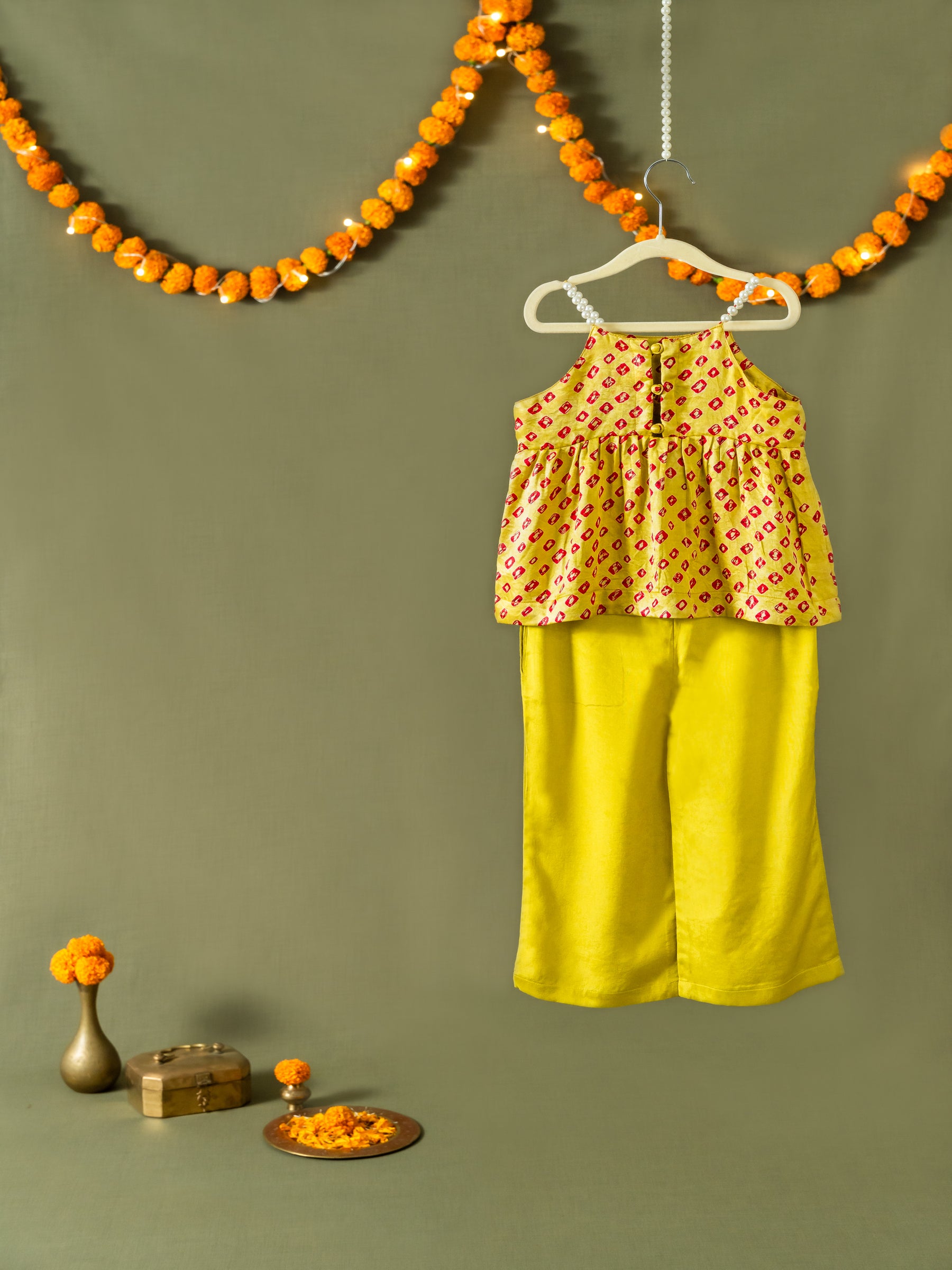 Sunshine Bandhani Set