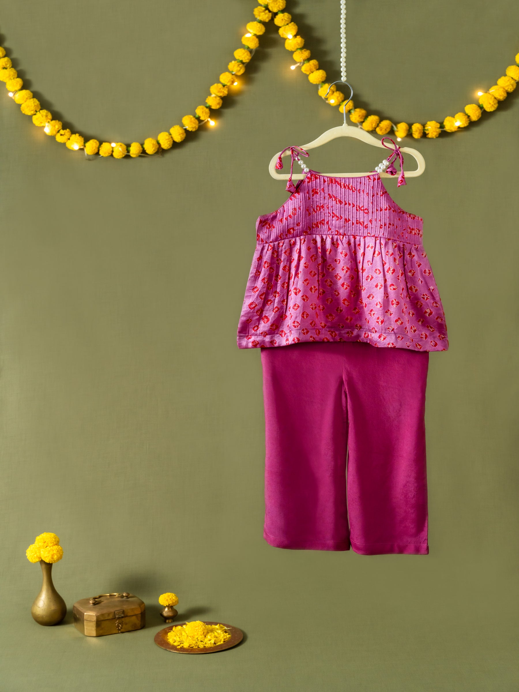 Pankhuri Bandhani Set